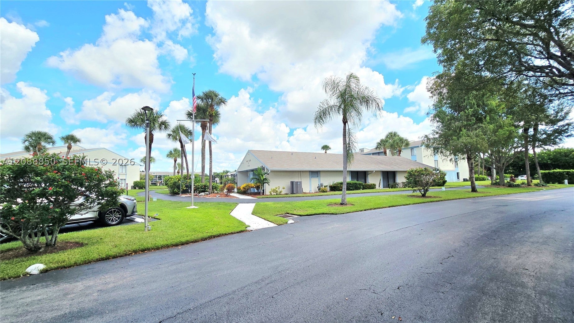 1117 Green Pine Blvd G1