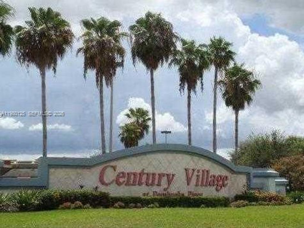 Photo of 13500 SW 1st St #108U, Pembroke Pines, FL 33027 (MLS # A11980125)