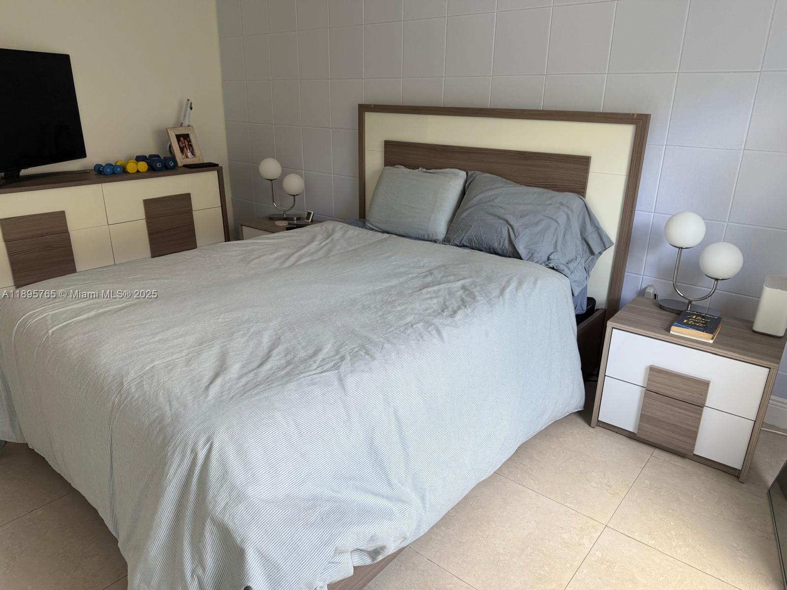 MICHELLE CONDO - Residential