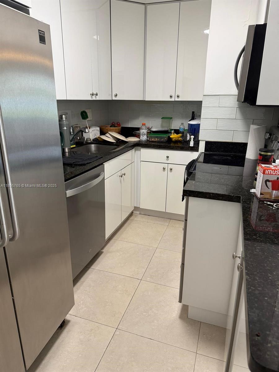 MICHELLE CONDO - Residential