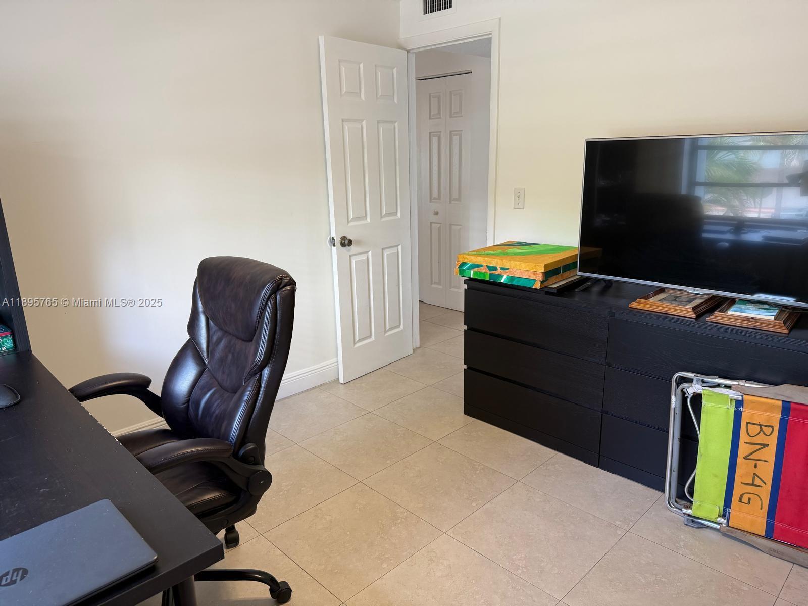 MICHELLE CONDO - Residential