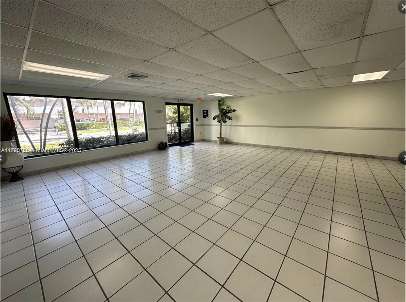 MICHELLE CONDO - Residential