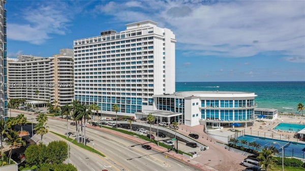 5445 COLLINS AVE APT BAY11, MIAMI BEACH, FL 33140 - Image c7f03fc6bf5a5a5caae8206ae2204b1b/732940259