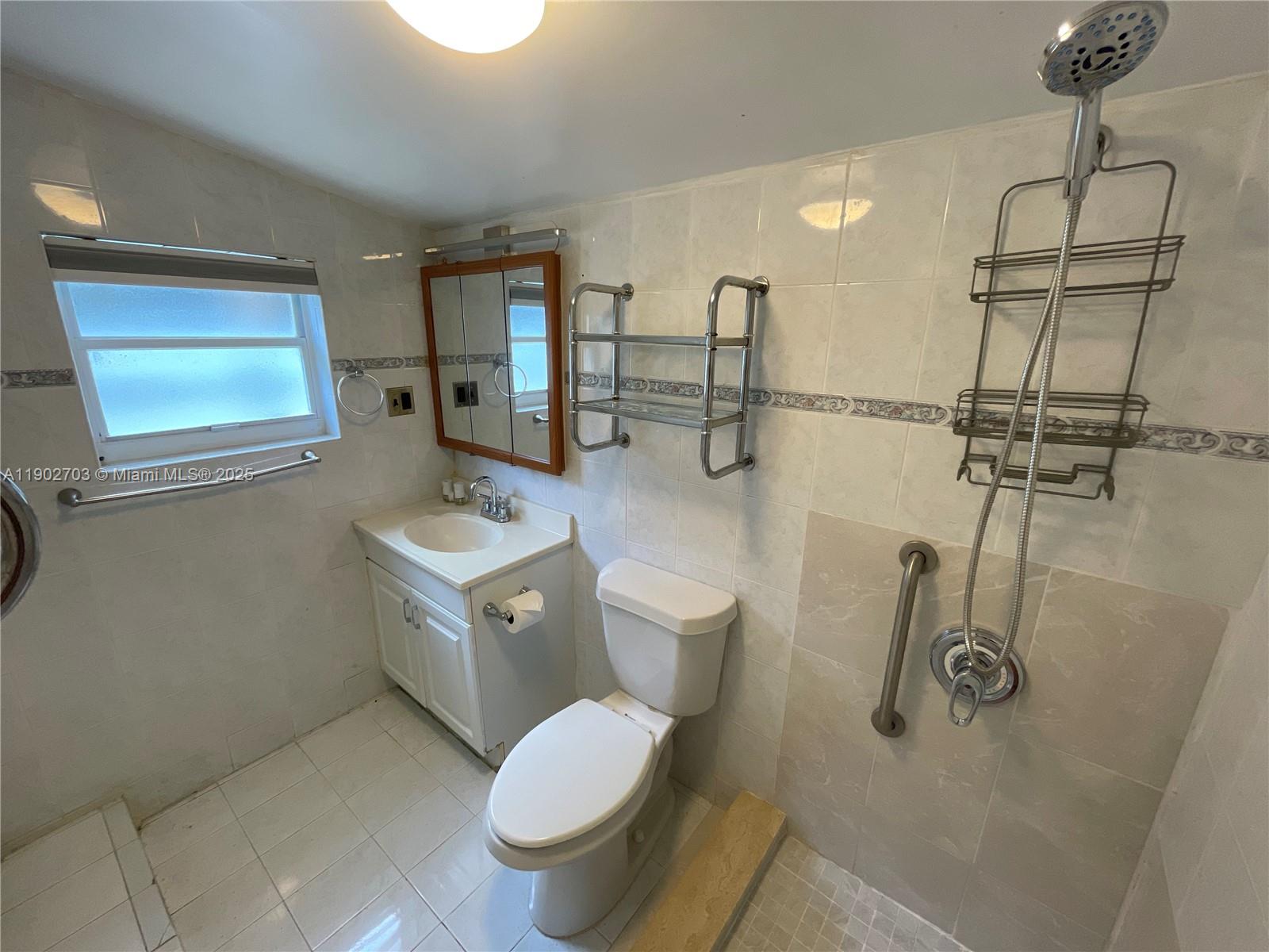 LYNDALE SECOND ADDITION - Residential Lease