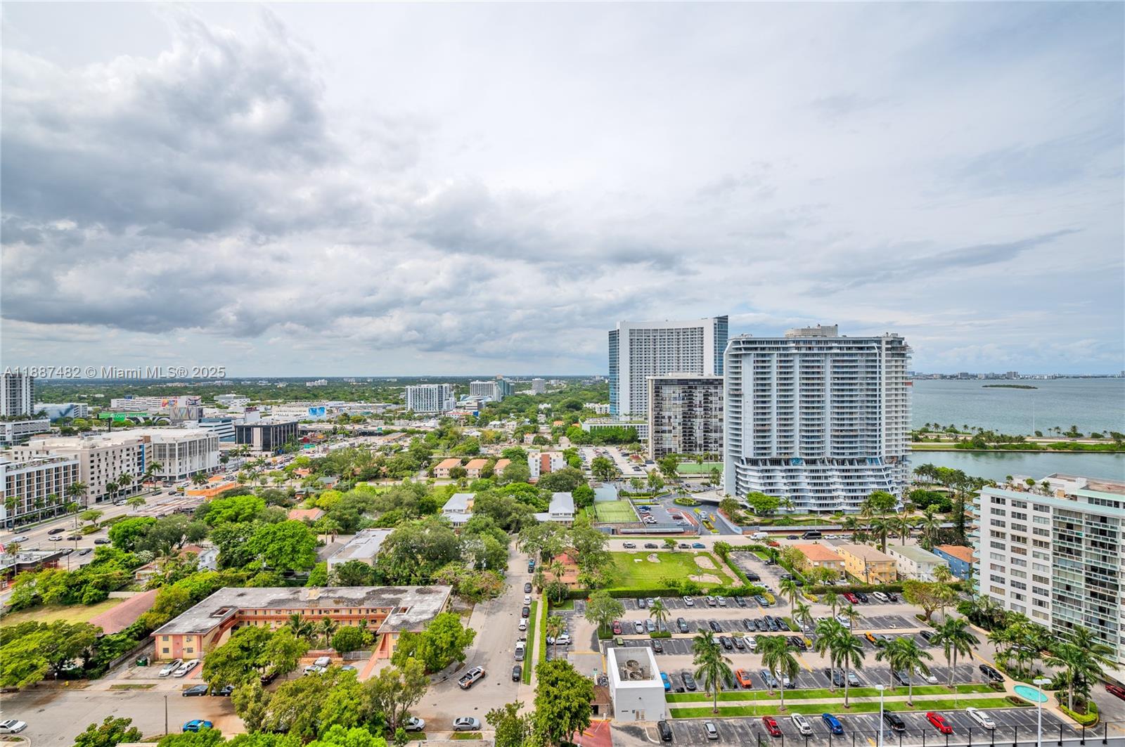 PARAISO BAYVIEWS CONDO - Residential Lease