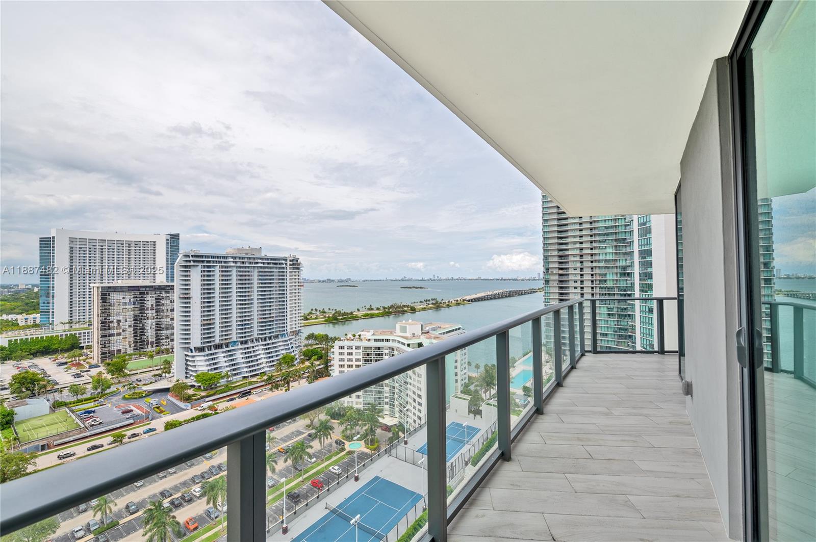 PARAISO BAYVIEWS CONDO - Residential Lease