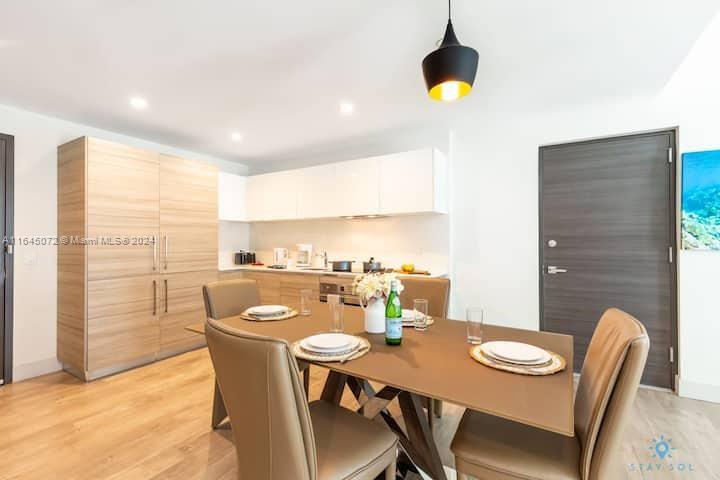 COSTA HOLLYWOOD CONDO - Residential
