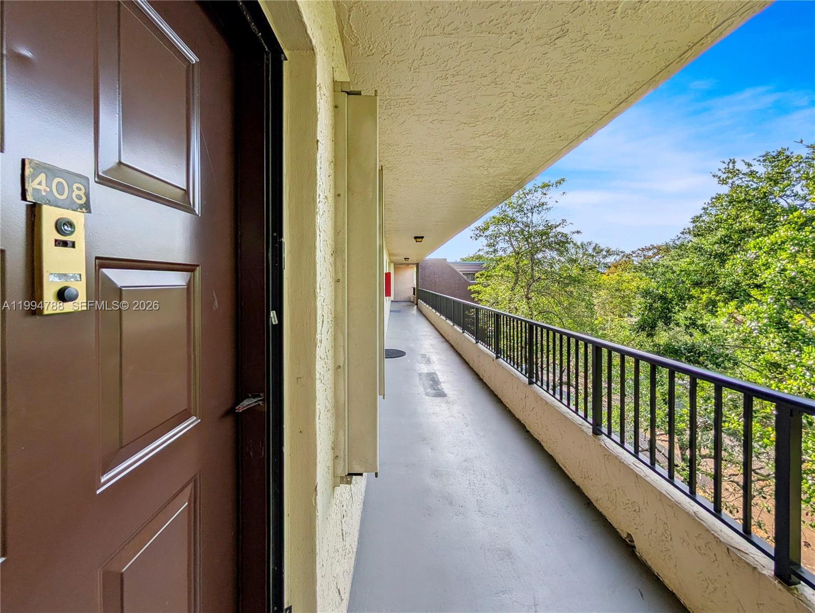 PLANTATION RACQUET CLUB - Residential