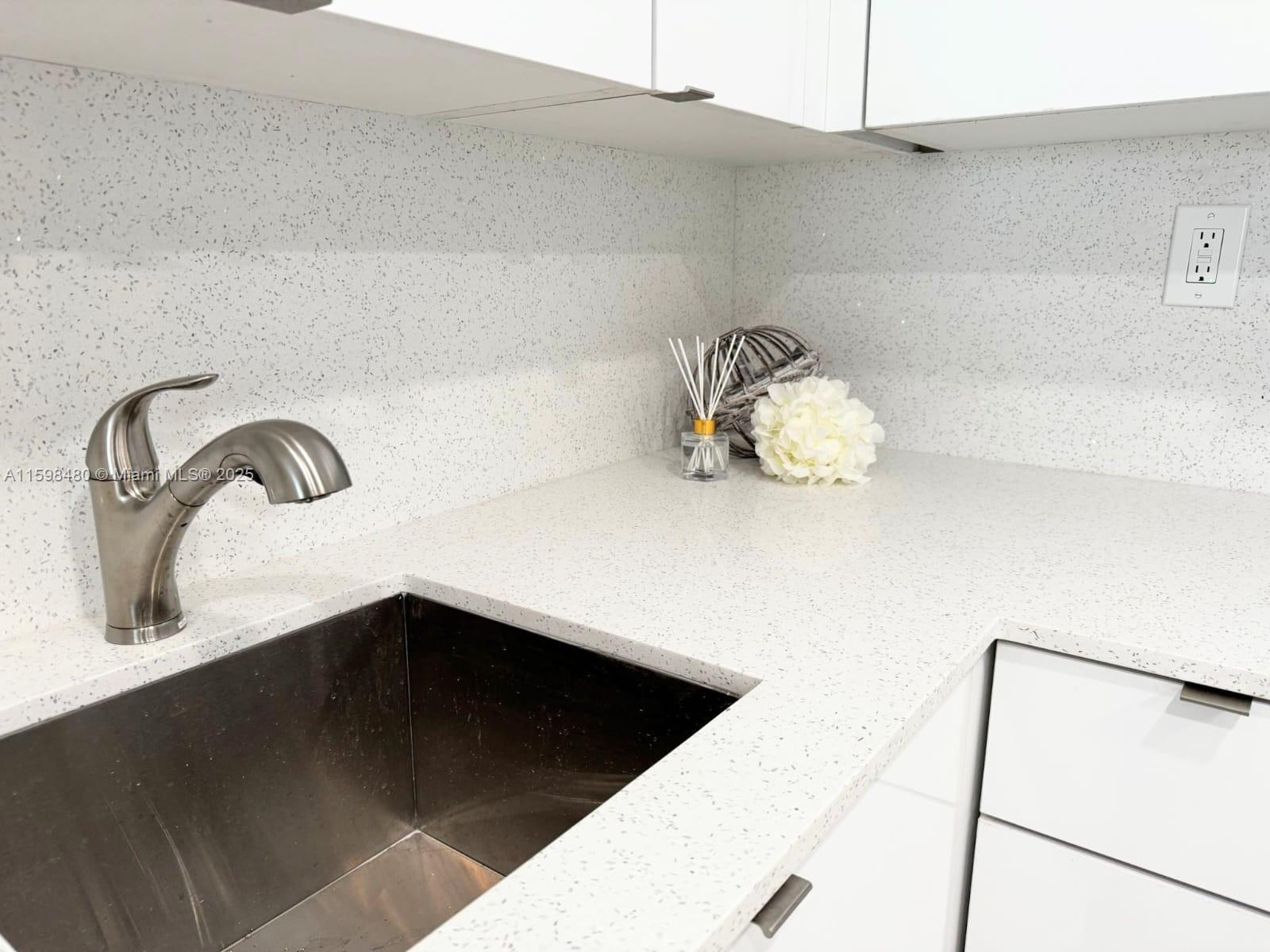 THE CLIPPER AT BISC COVE - Residential