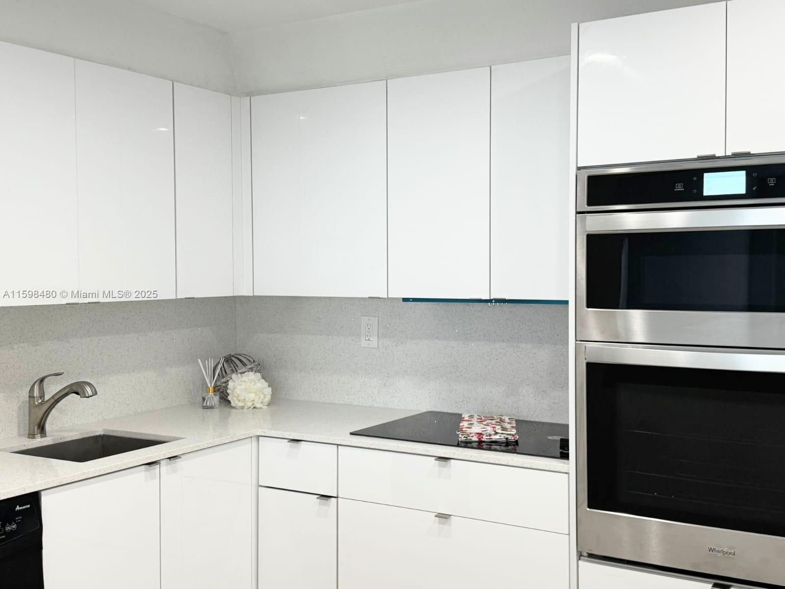 THE CLIPPER AT BISC COVE - Residential