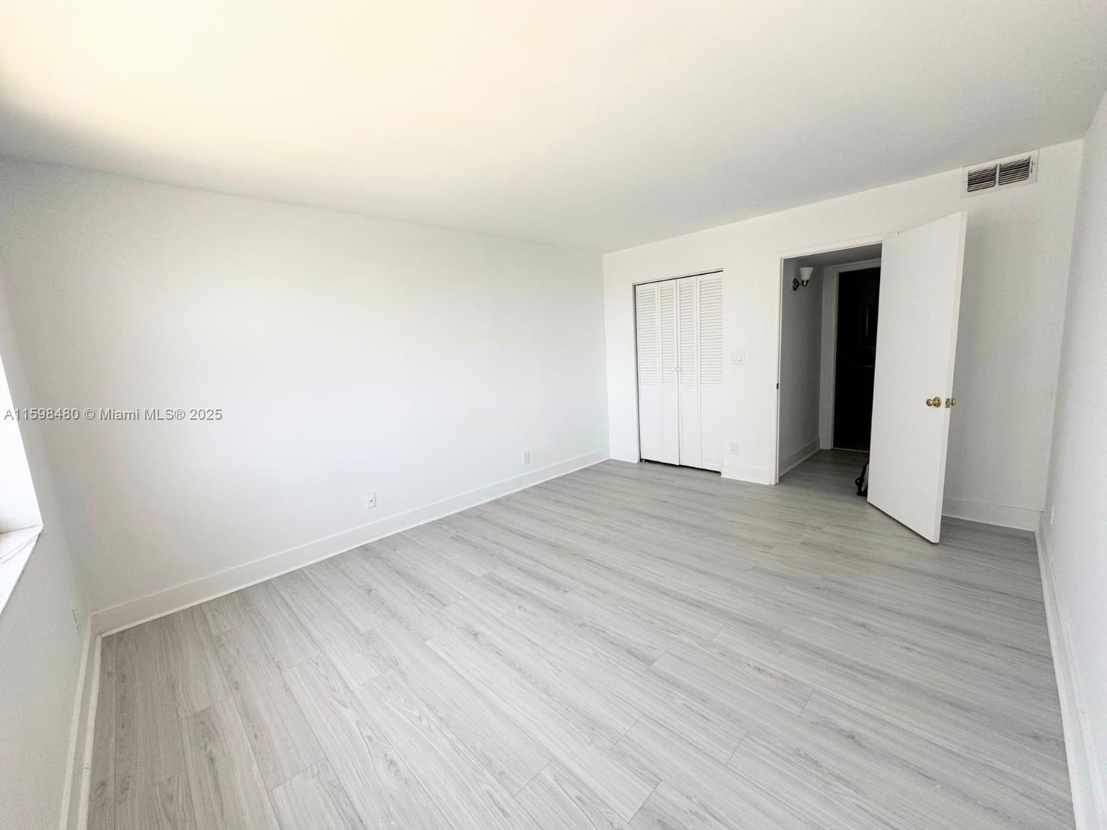 THE CLIPPER AT BISC COVE - Residential