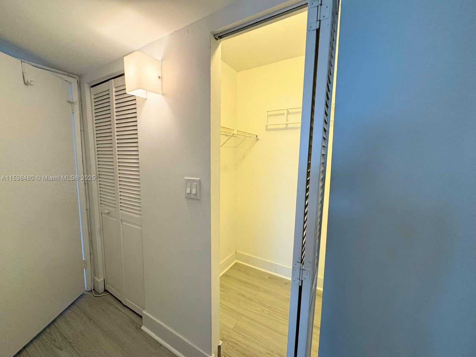 THE CLIPPER AT BISC COVE - Residential