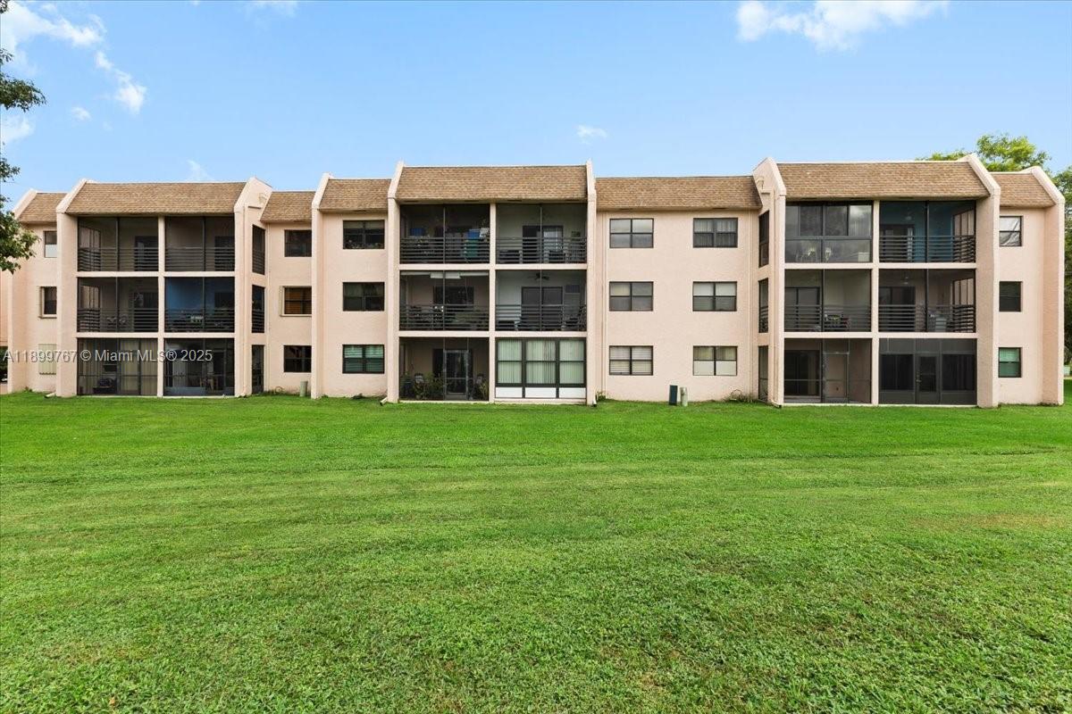 SUNRISE LAKES 217 CONDO - Residential