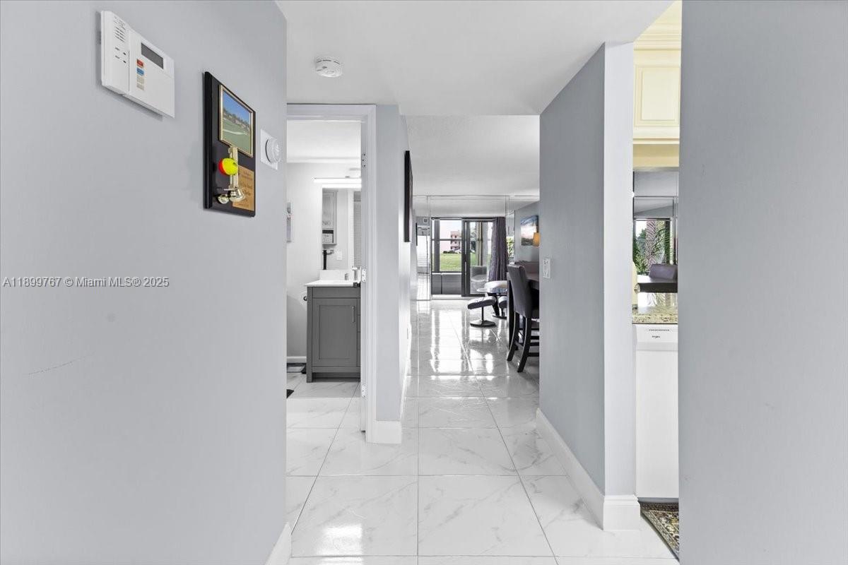 10402 Sunrise Lakes Blvd 103