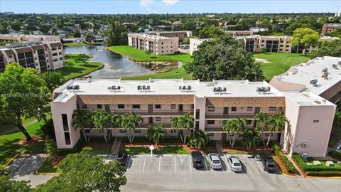 10402 Sunrise Lakes Blvd 103 Sunrise FL 33322