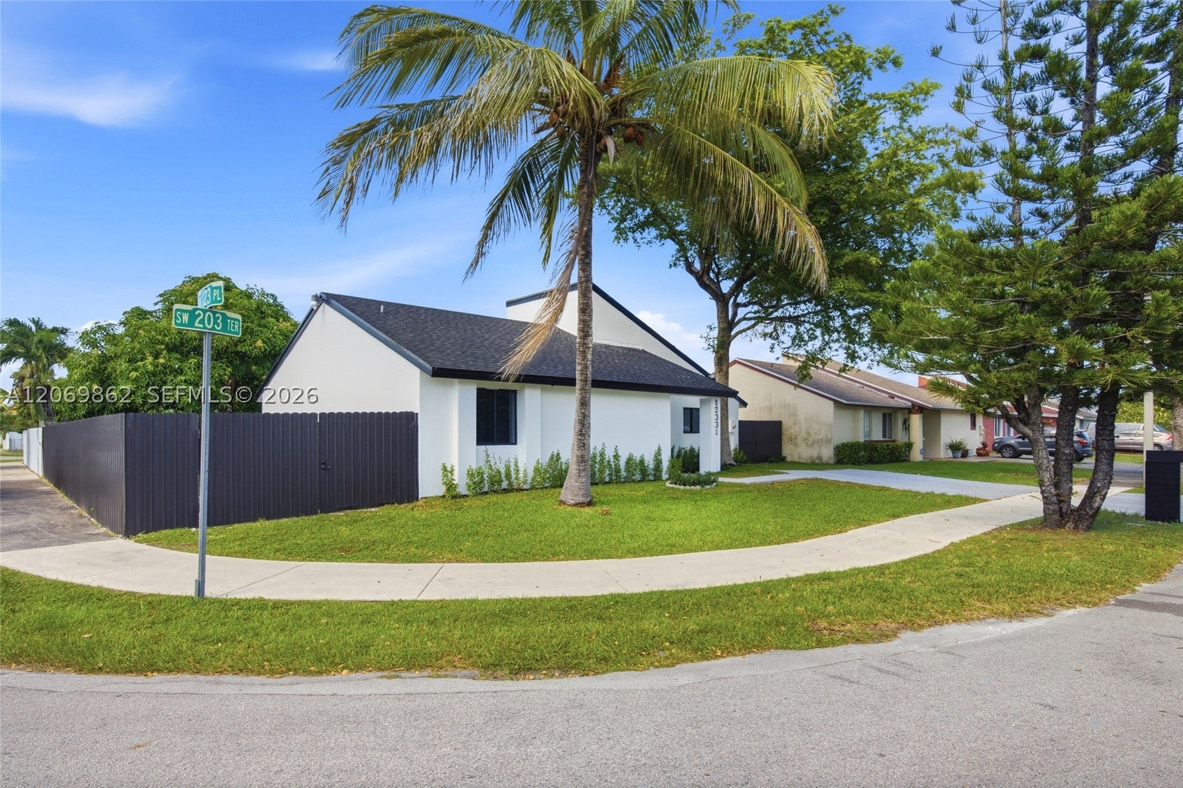 12331 SW 203rd Ter, Miami FL 33177