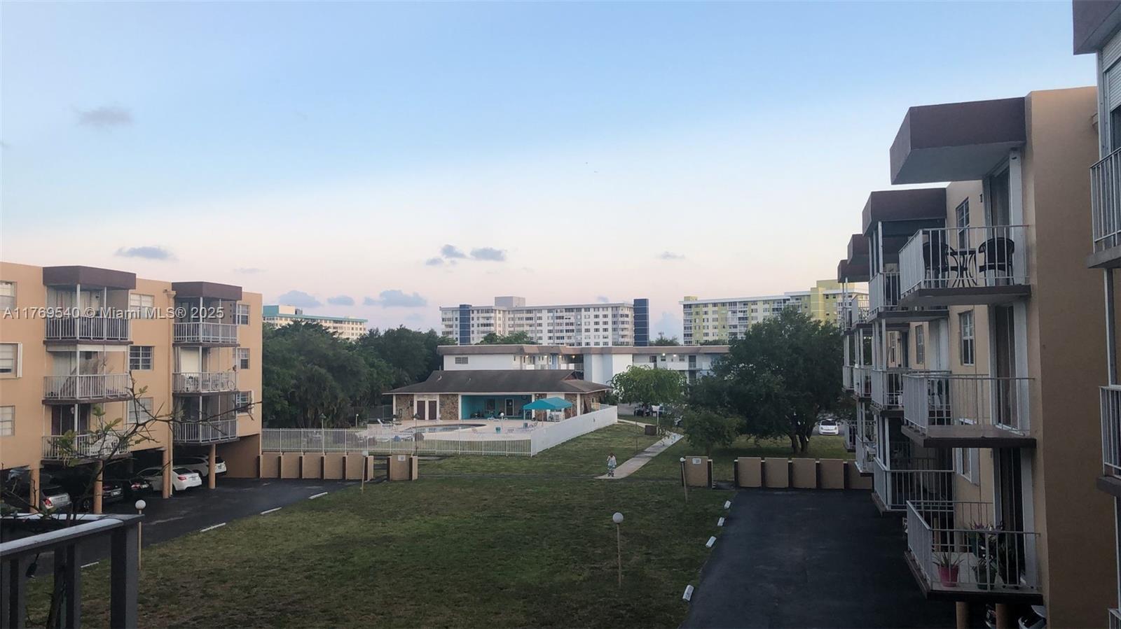 TALLWOOD NORTH CONDO - Residential