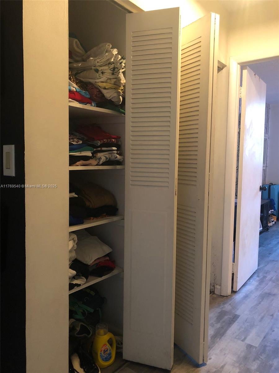 TALLWOOD NORTH CONDO - Residential