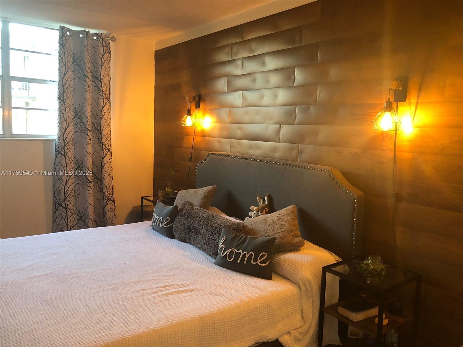 TALLWOOD NORTH CONDO - Residential