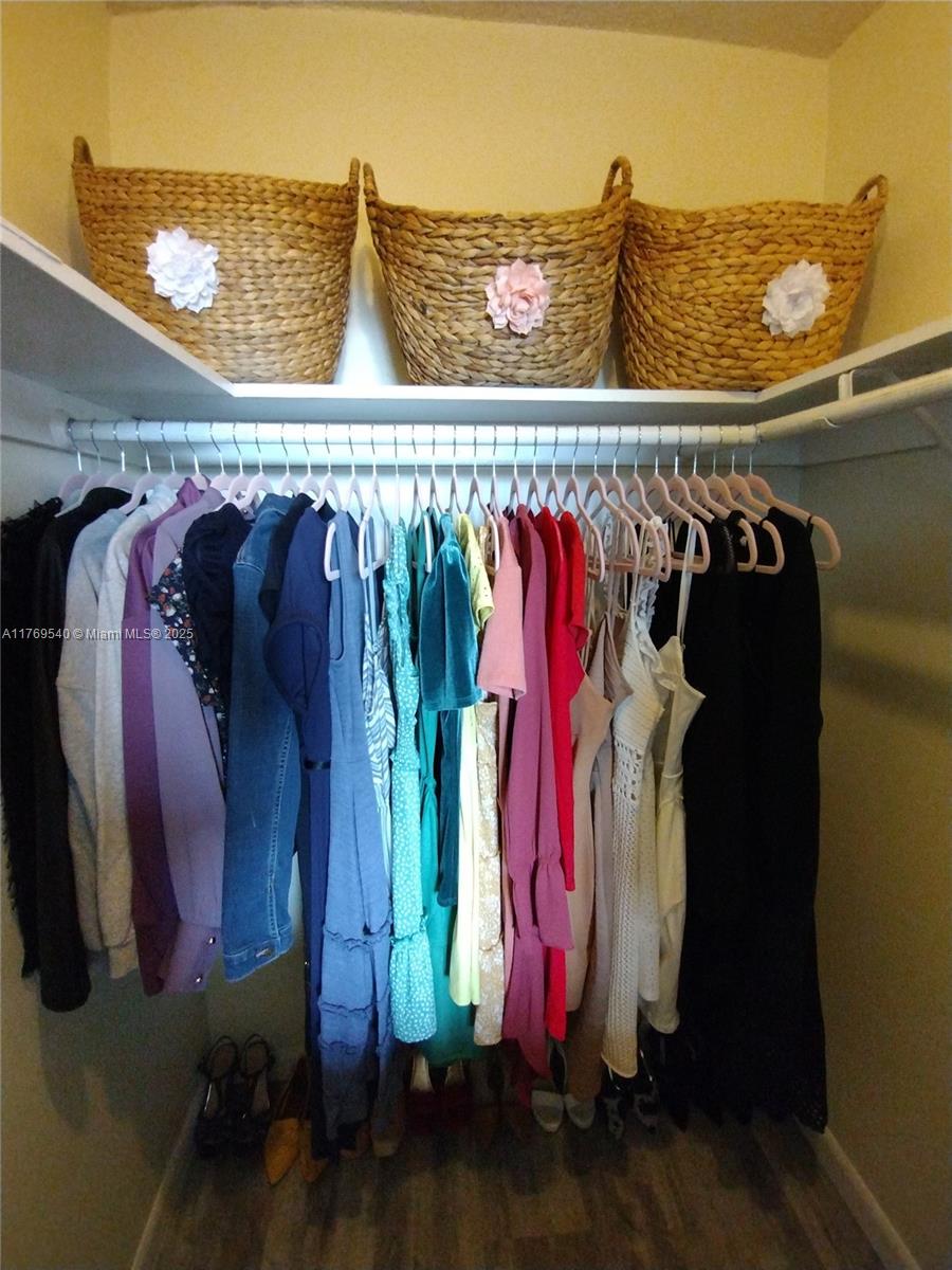 TALLWOOD NORTH CONDO - Residential