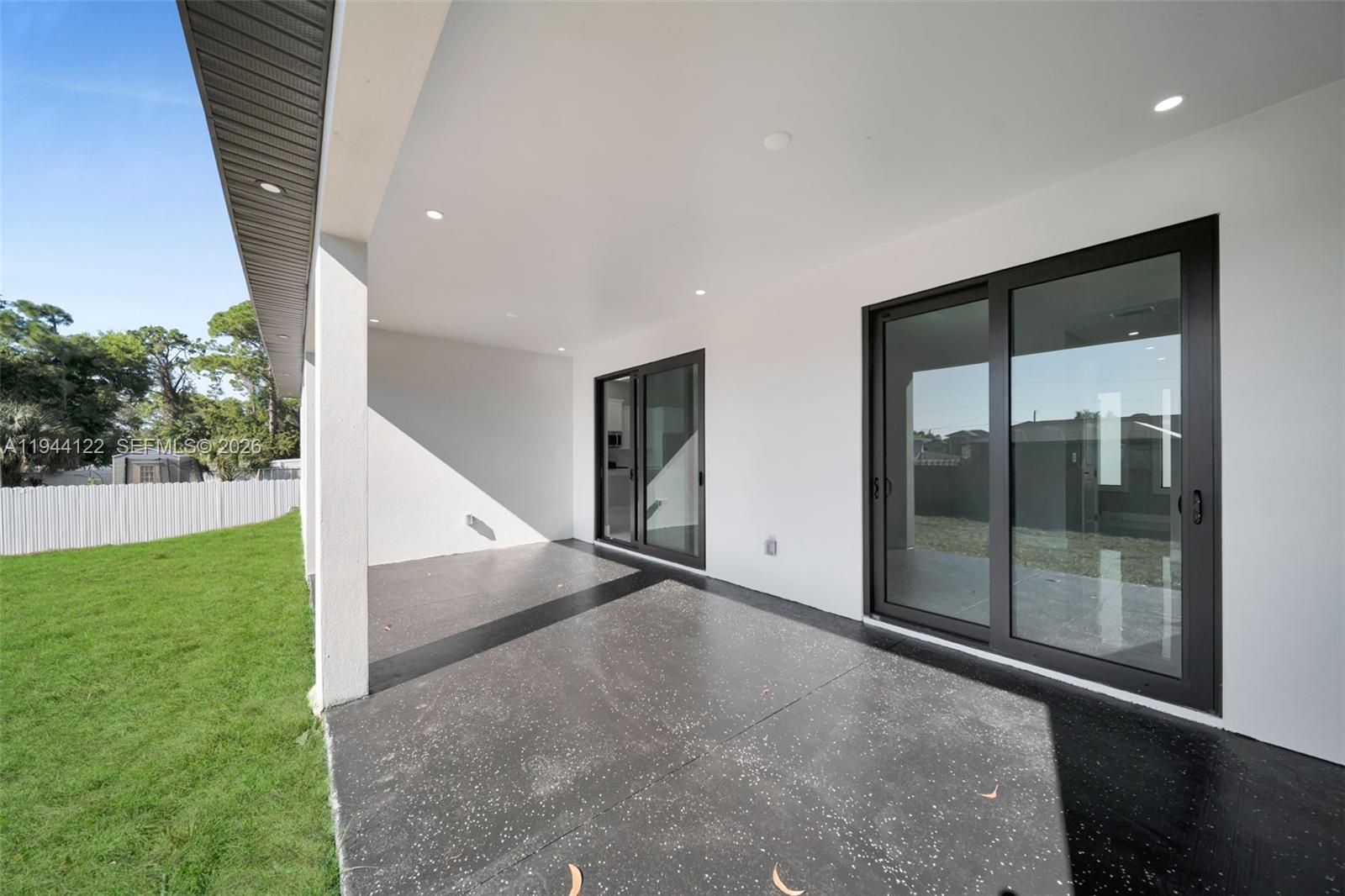 LEE COUNTY - Residential