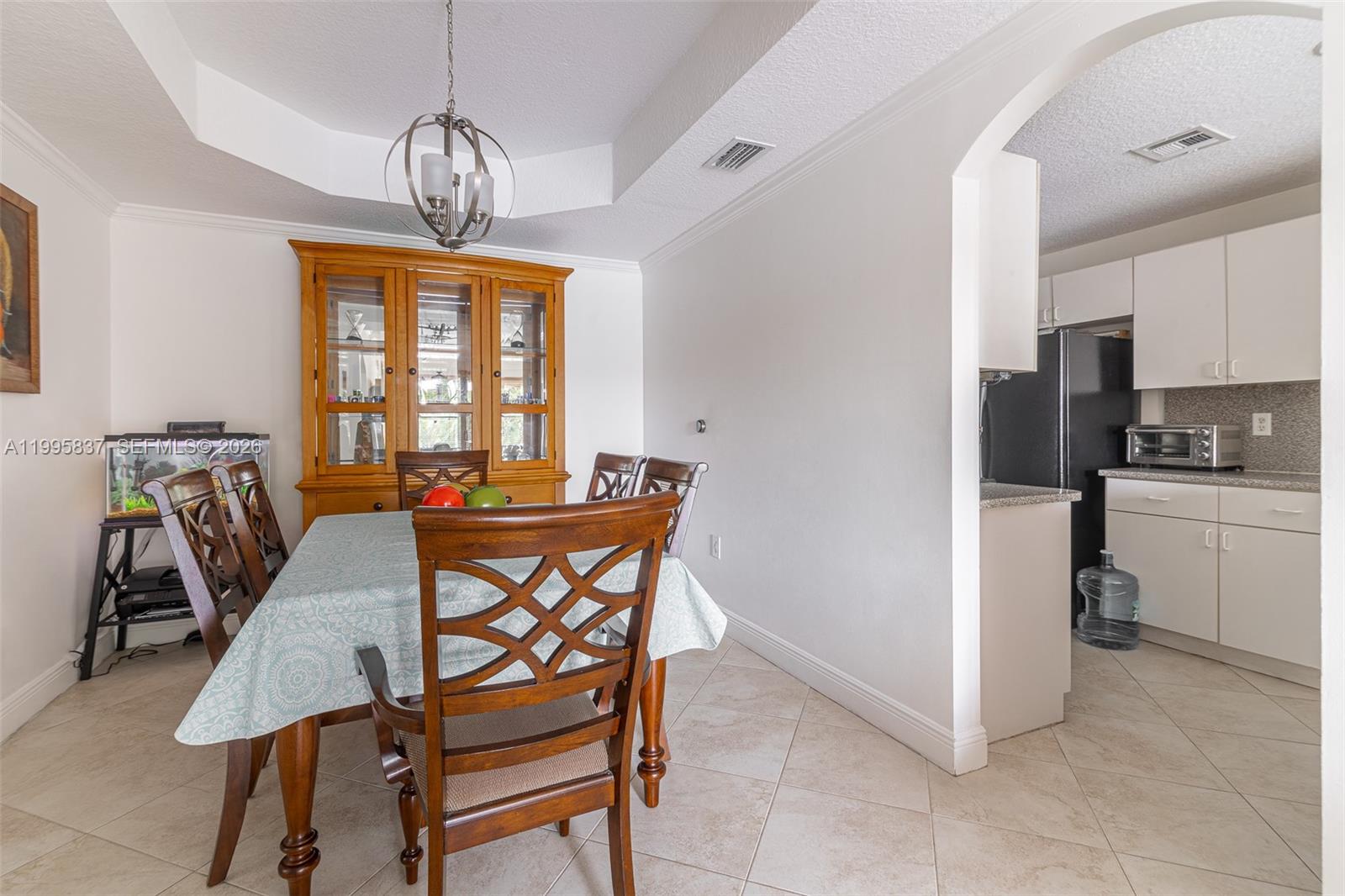 THE COURTS AT DORAL ISLES - Residential