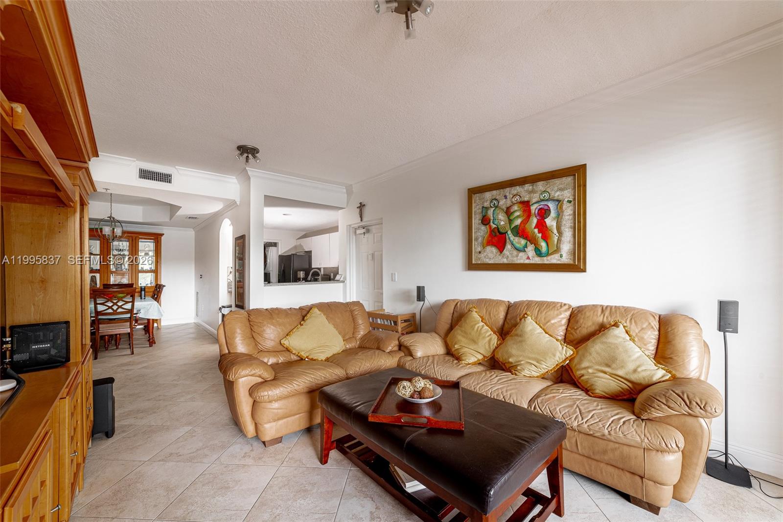 THE COURTS AT DORAL ISLES - Residential