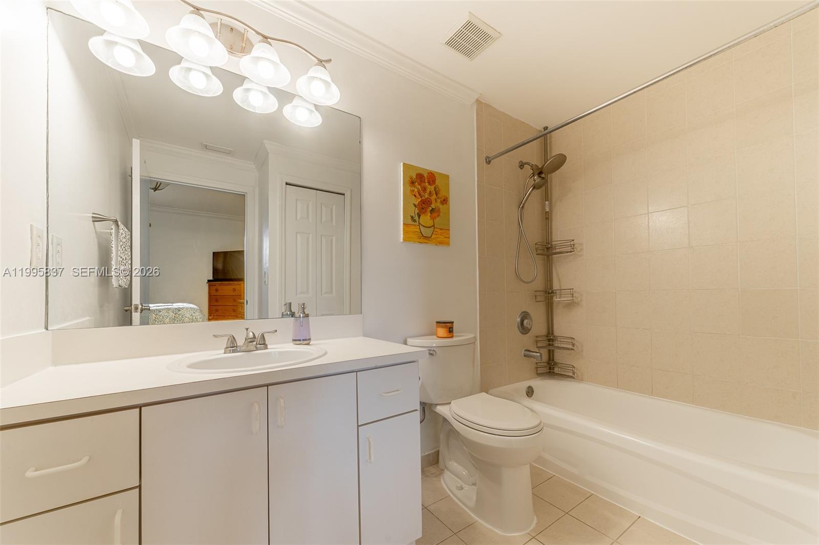 THE COURTS AT DORAL ISLES - Residential