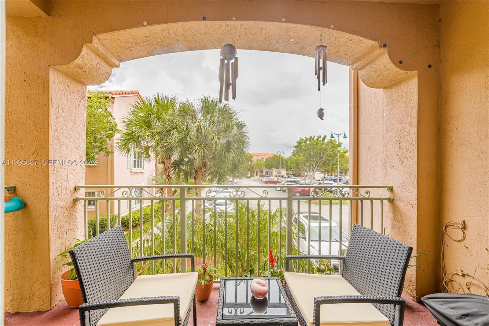 THE COURTS AT DORAL ISLES - Residential