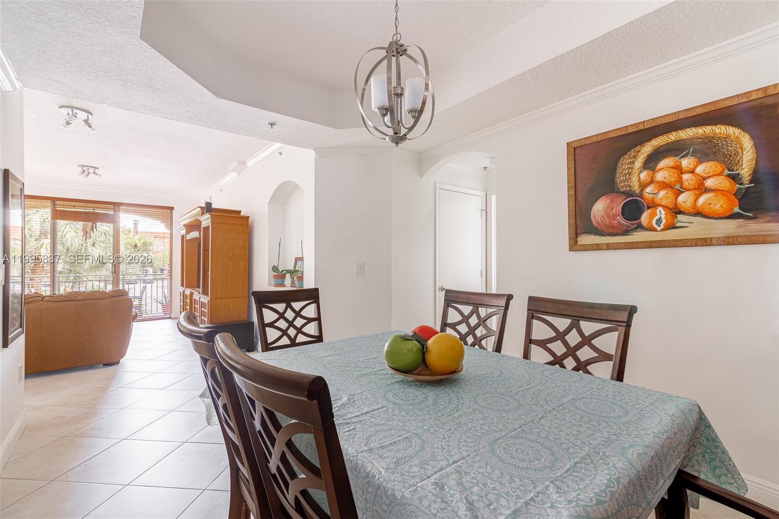 THE COURTS AT DORAL ISLES - Residential