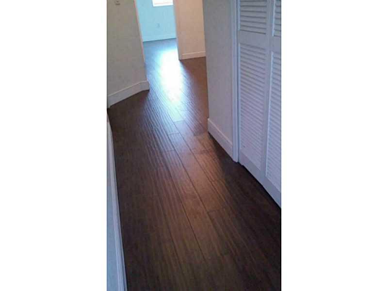 ISLANDS AT DORAL 1ST ADDN - Residential Lease