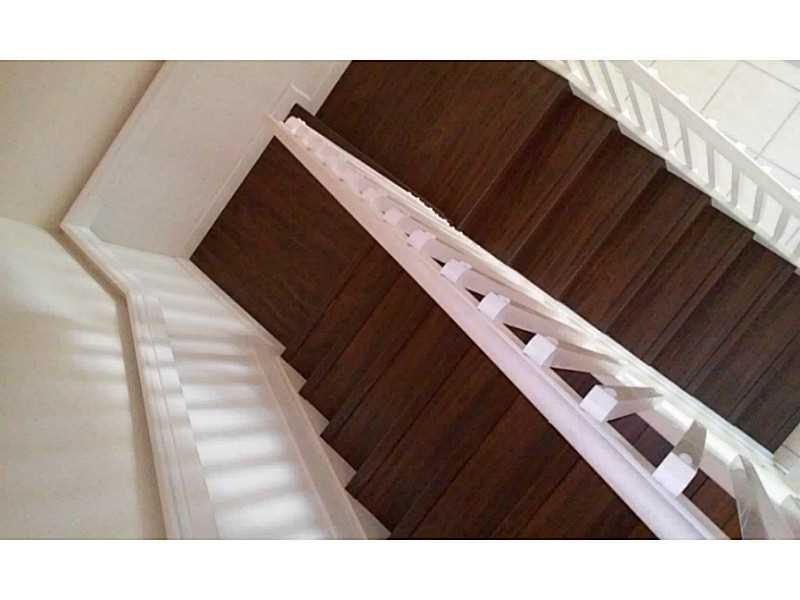 ISLANDS AT DORAL 1ST ADDN - Residential Lease