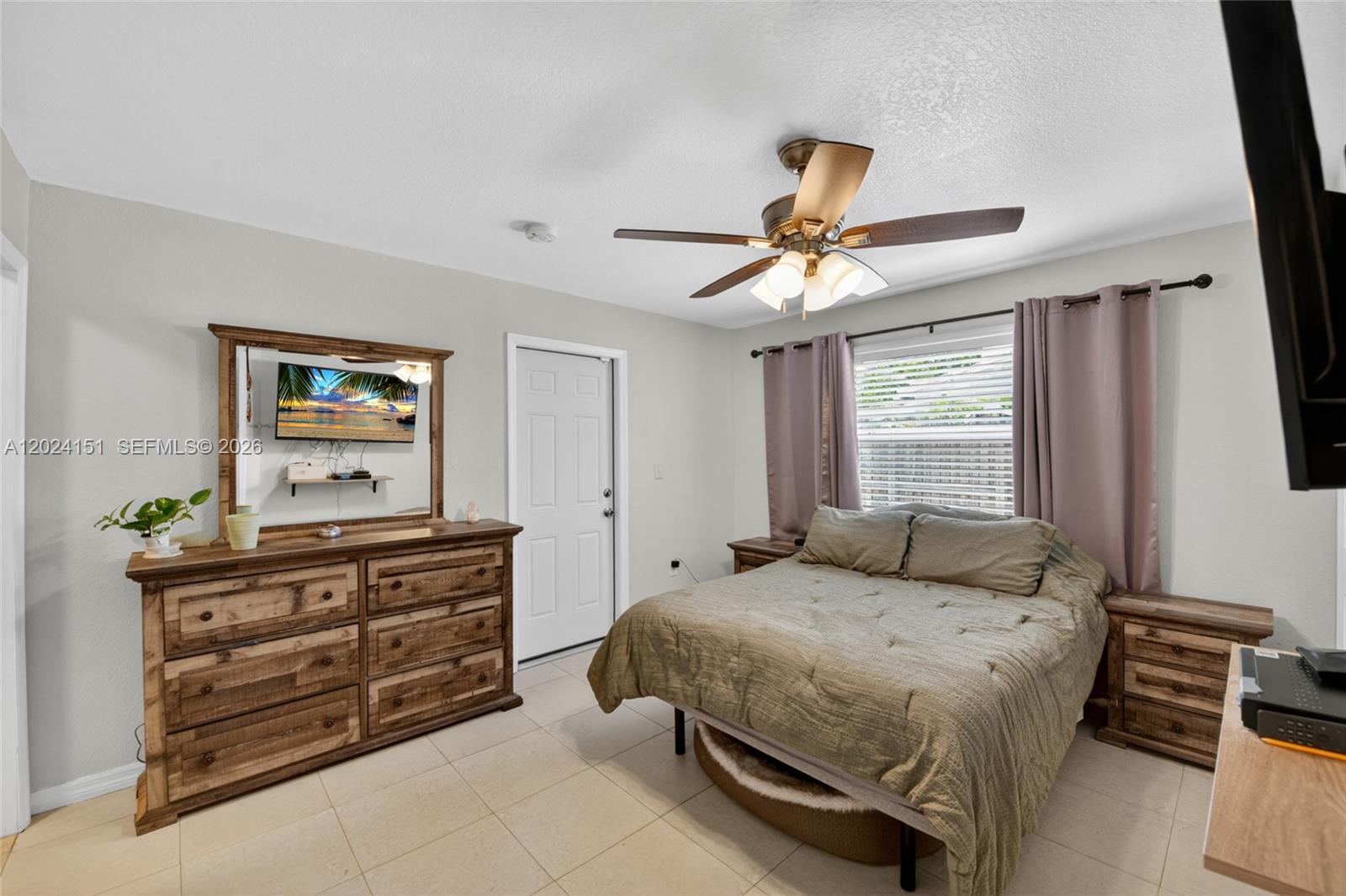 BROADVIEW PARK SEC 4 - Residential Lease