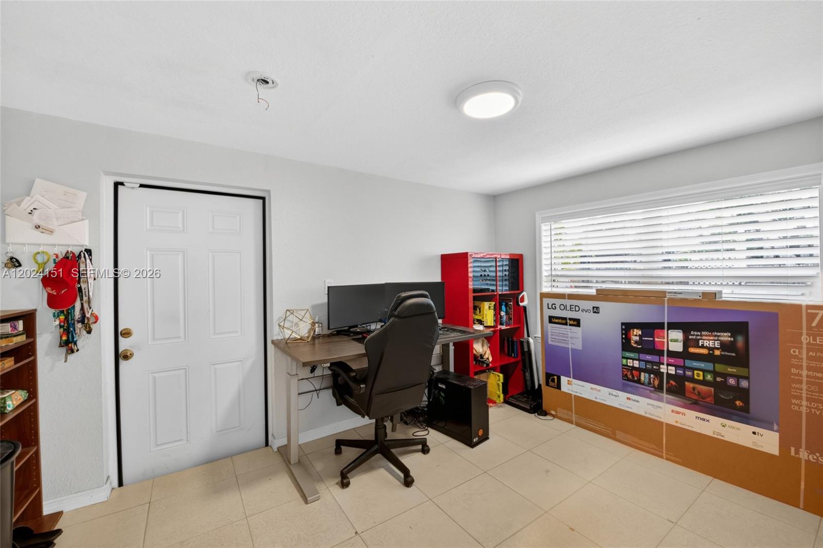 BROADVIEW PARK SEC 4 - Residential Lease