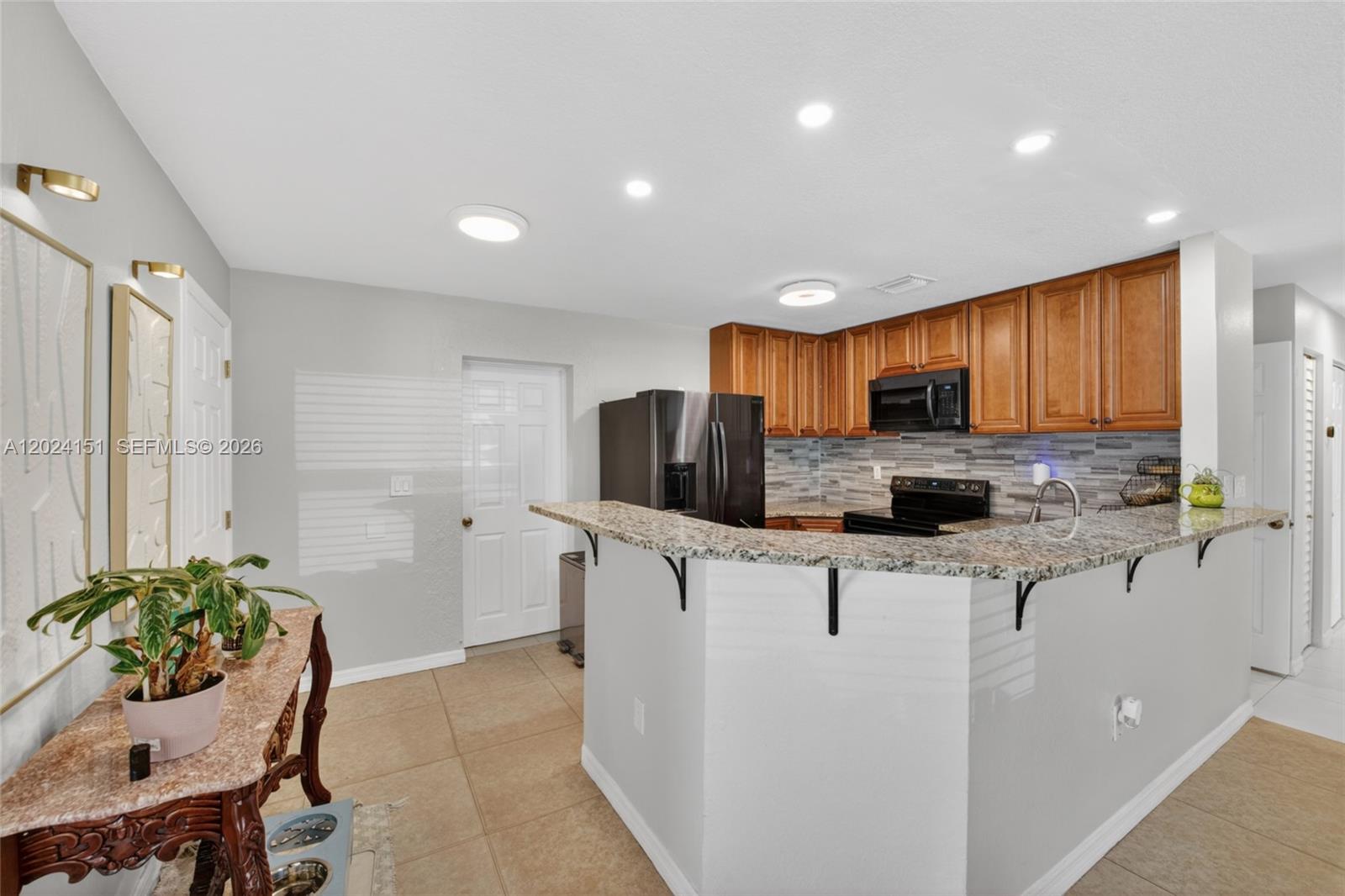 BROADVIEW PARK SEC 4 - Residential Lease