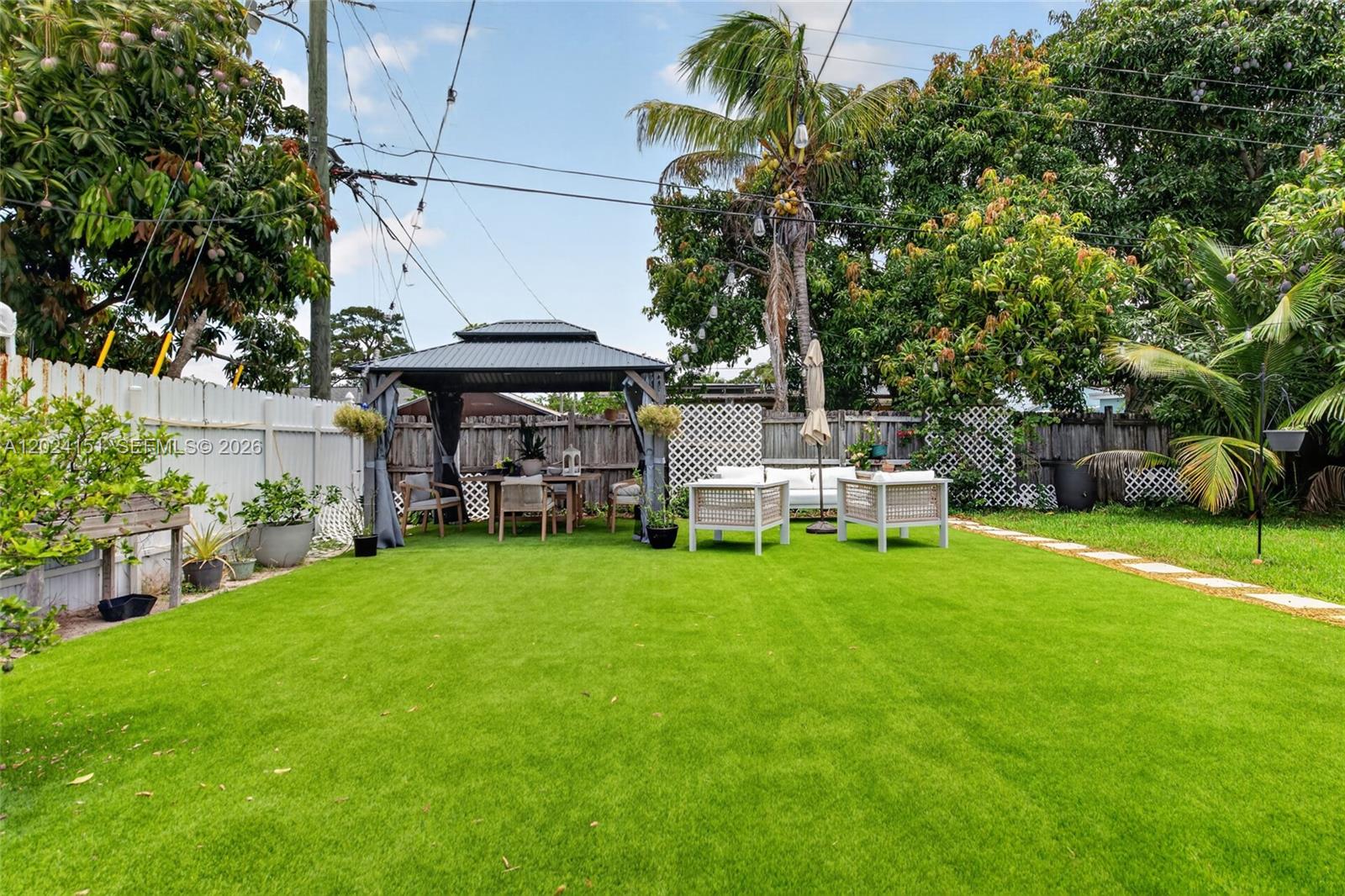 BROADVIEW PARK SEC 4 - Residential Lease