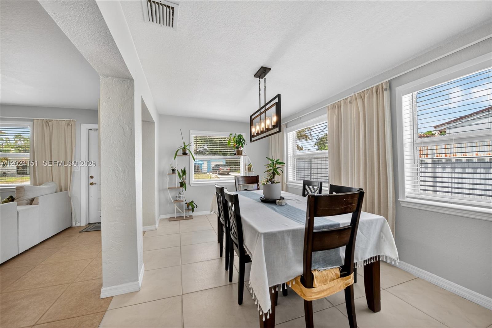 BROADVIEW PARK SEC 4 - Residential Lease
