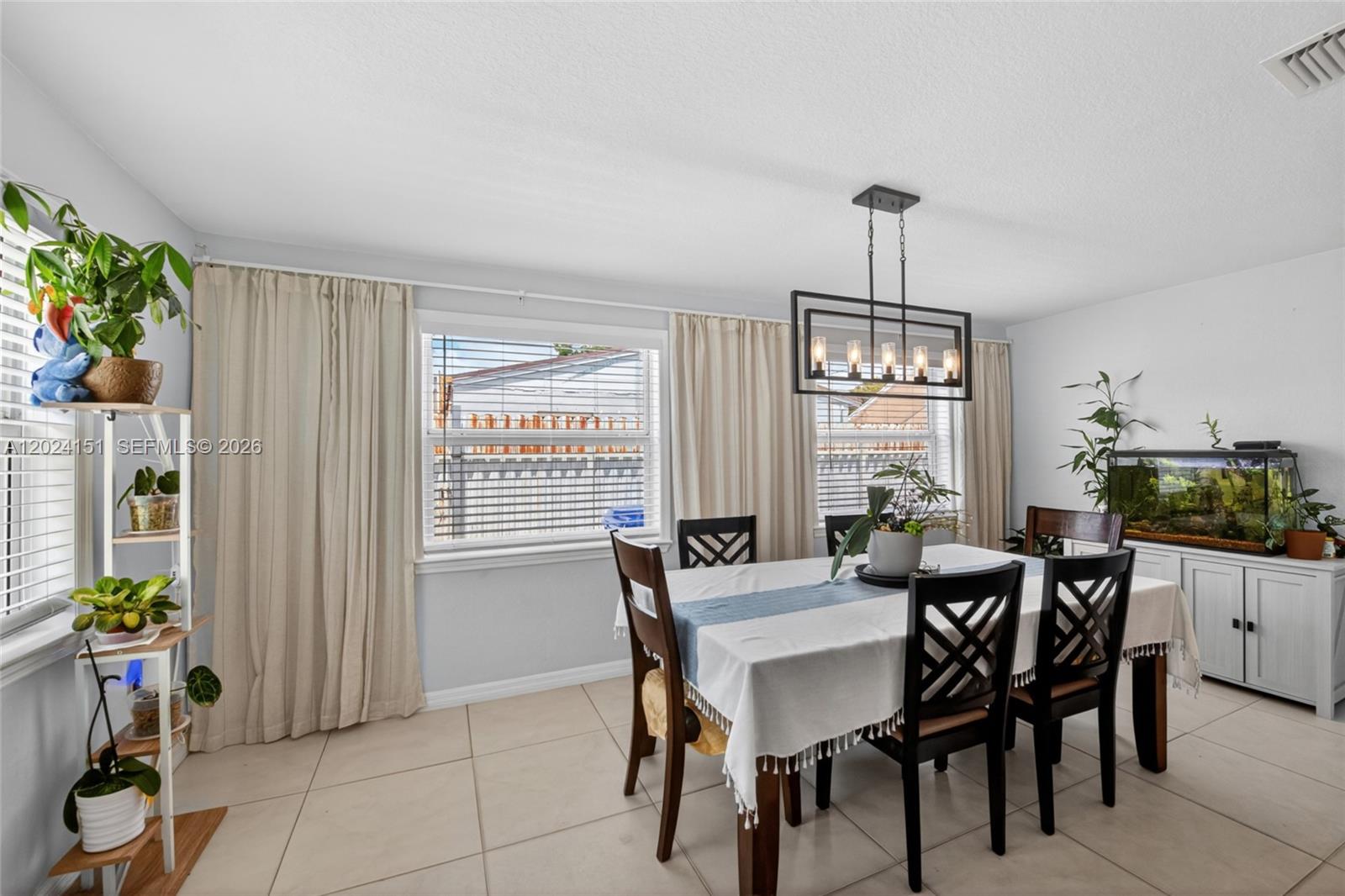 BROADVIEW PARK SEC 4 - Residential Lease