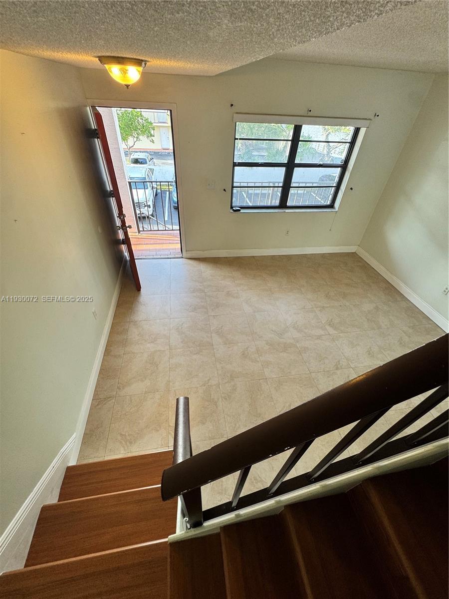 SWALLOW LODGE CONDO - Residential Lease