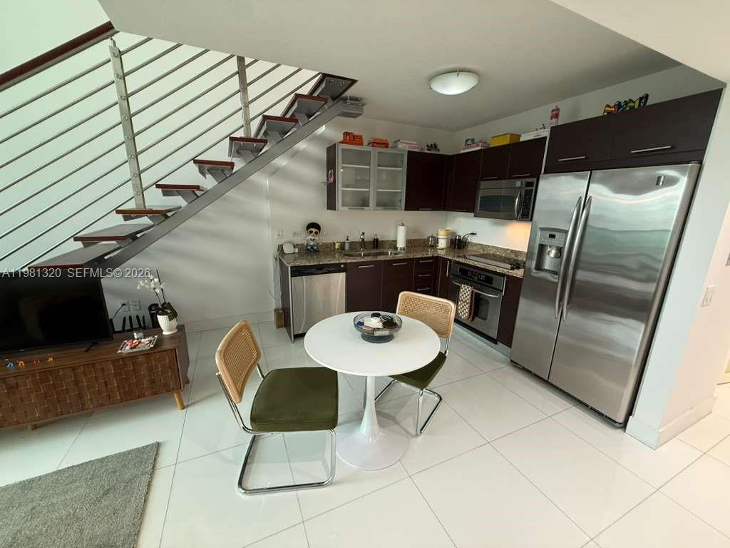 BRICKELL ON THE RIVER S T - Residential Lease