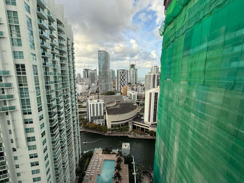 BRICKELL ON THE RIVER S T - Residential Lease