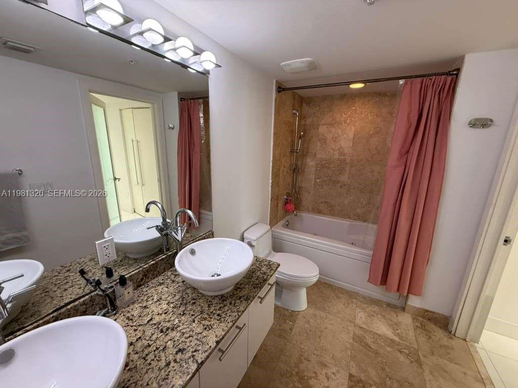 BRICKELL ON THE RIVER S T - Residential Lease