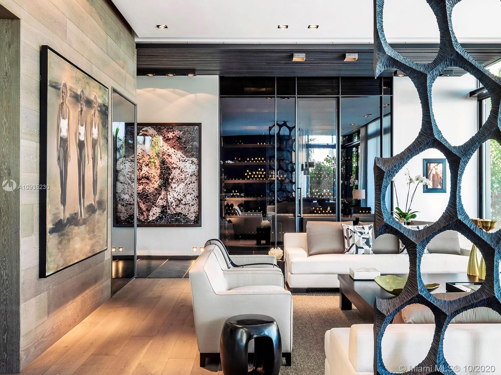 SAN MARINO ISLAND - Residential