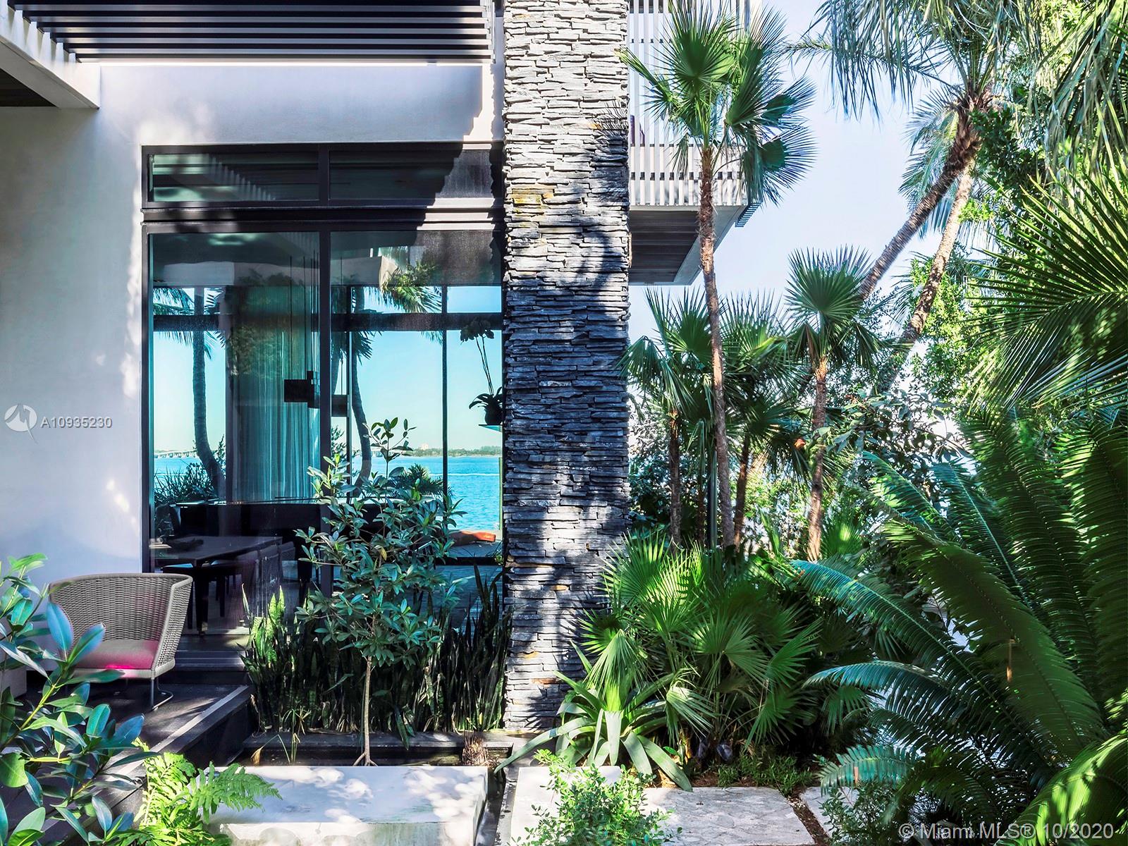 SAN MARINO ISLAND - Residential