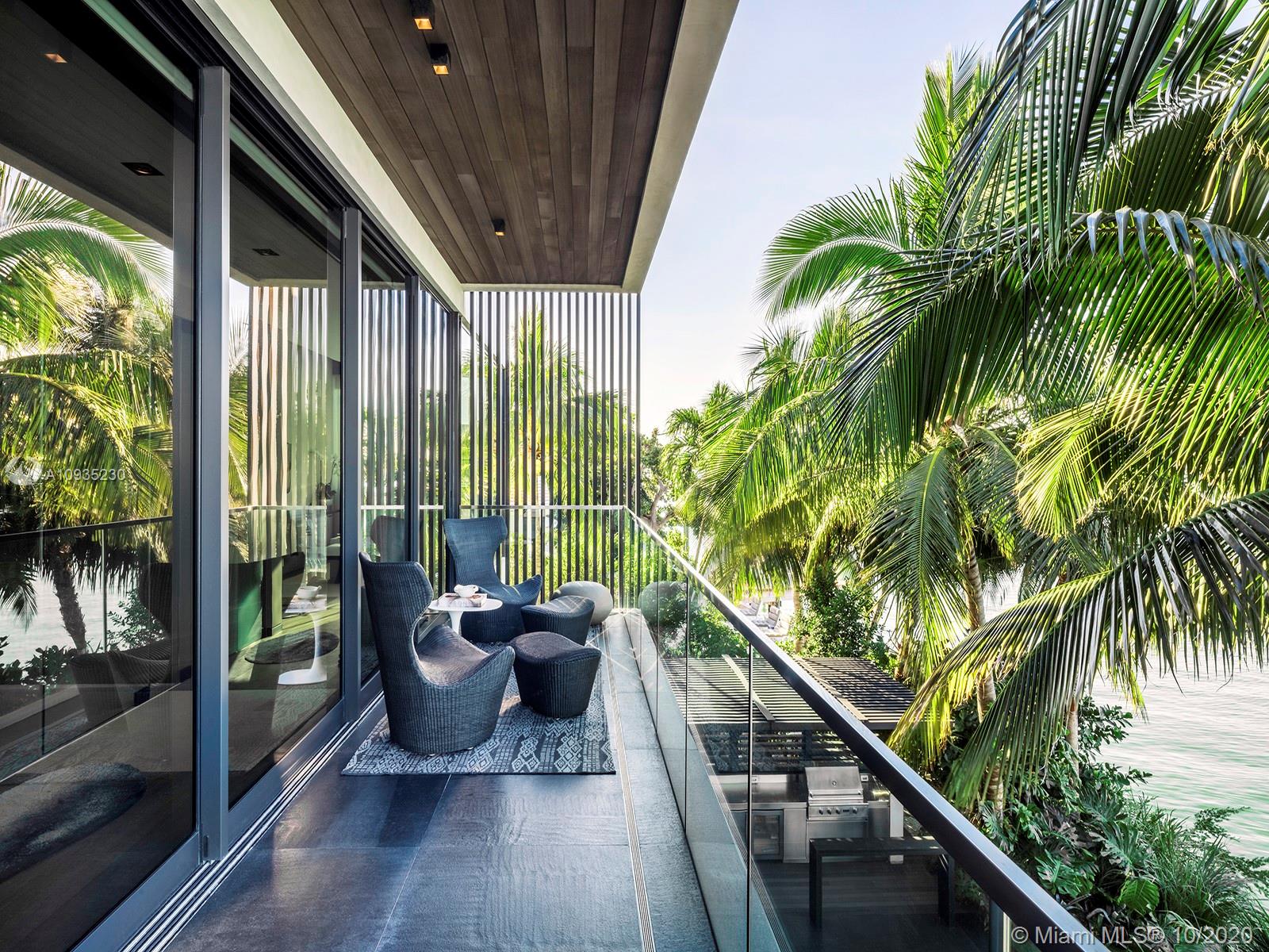 SAN MARINO ISLAND - Residential