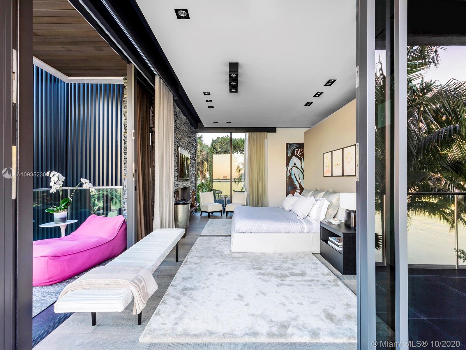 SAN MARINO ISLAND - Residential