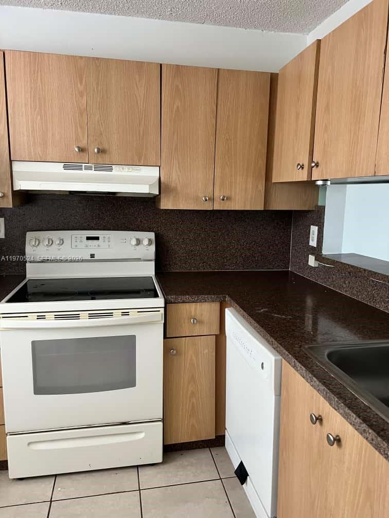 MIRAMAR CLUB CONDOMINIUM - Residential