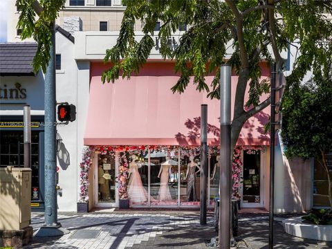 247 Miracle Mile Coral Gables FL 33134