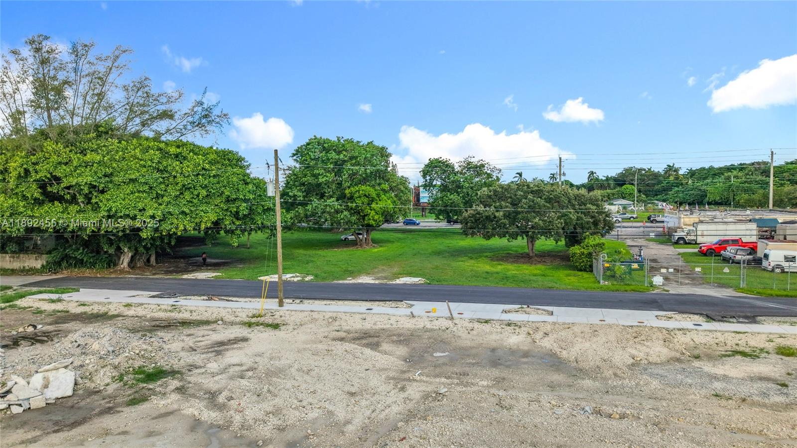 MILLER & BAILES ADDN TO G - Commercial Sale