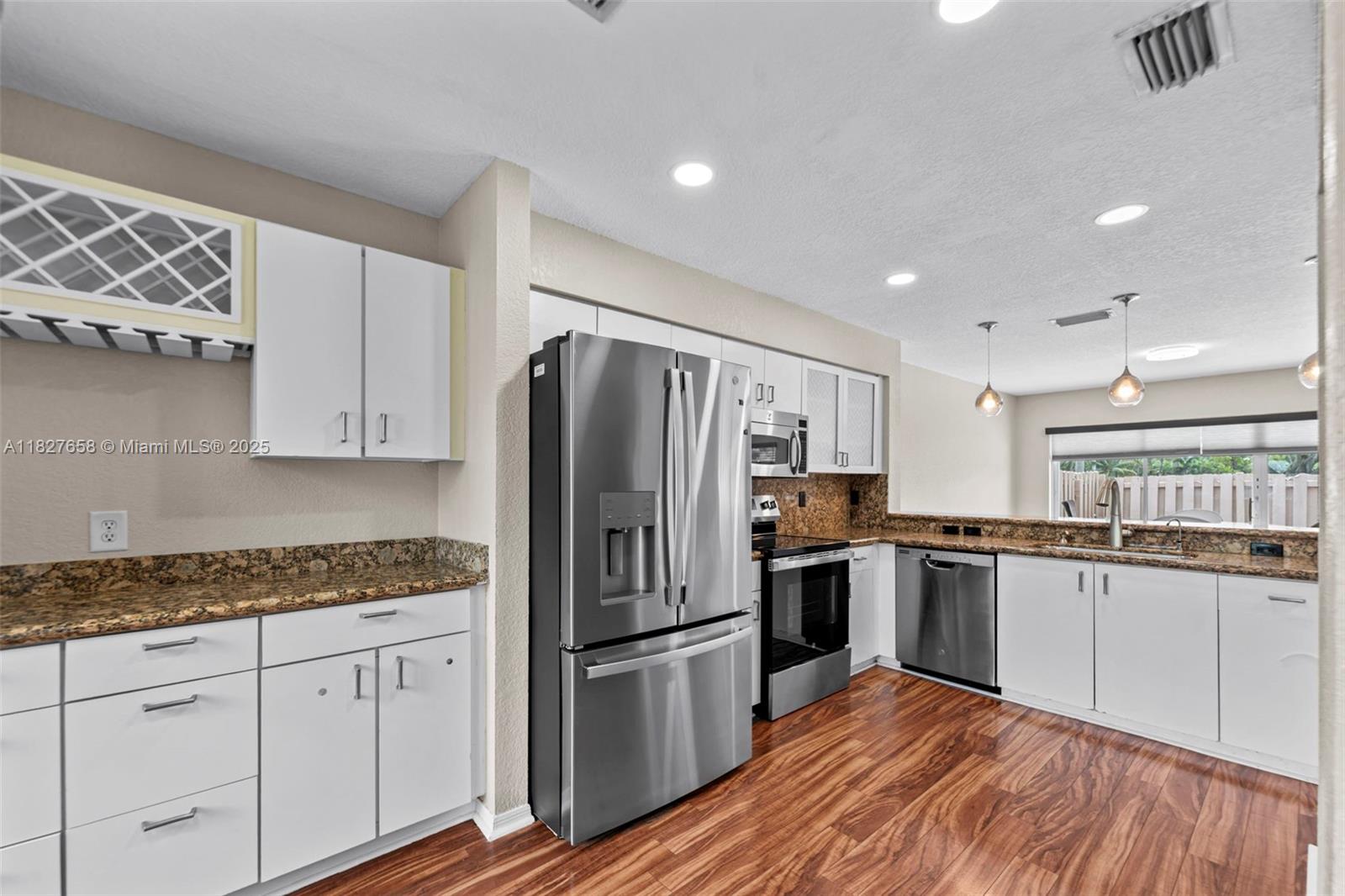 11175 SW 17th Mnr